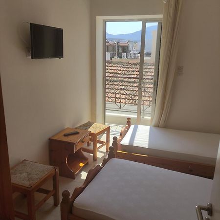 Mina Apartments Карпатос Екстериор снимка